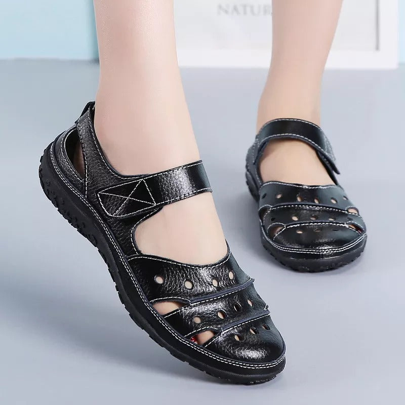 2022 New Hollow Women‘s Shoes