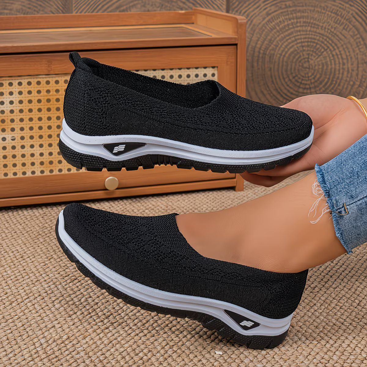 Women's Breathable Shock-absorbing Slip-On Sneakers for Hiking, Commuting, Sports, Daily Wear - Easy On/Off Design