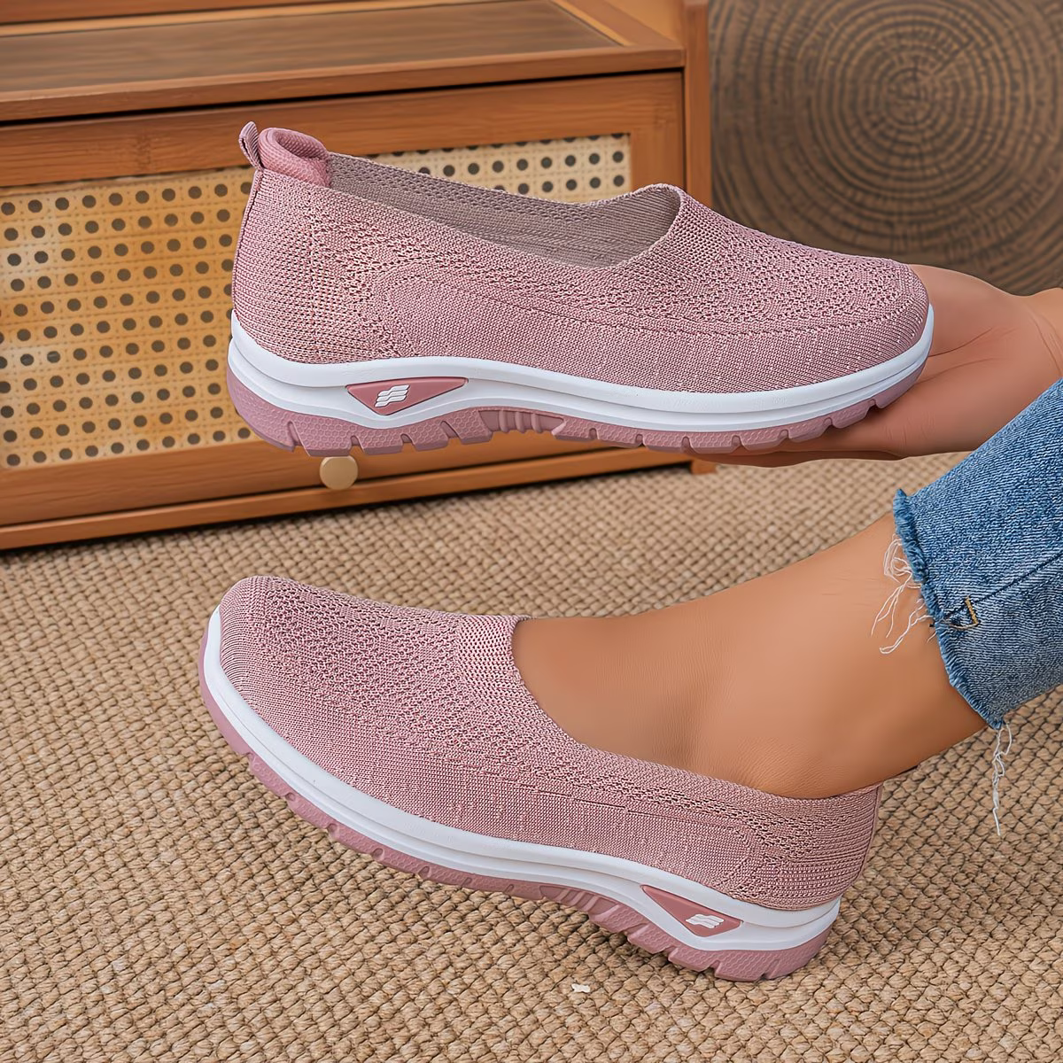 Women's Breathable Shock-absorbing Slip-On Sneakers for Hiking, Commuting, Sports, Daily Wear - Easy On/Off Design