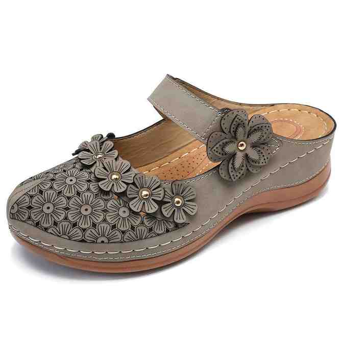 FLAT ROUND TOE CASUAL SANDALS
