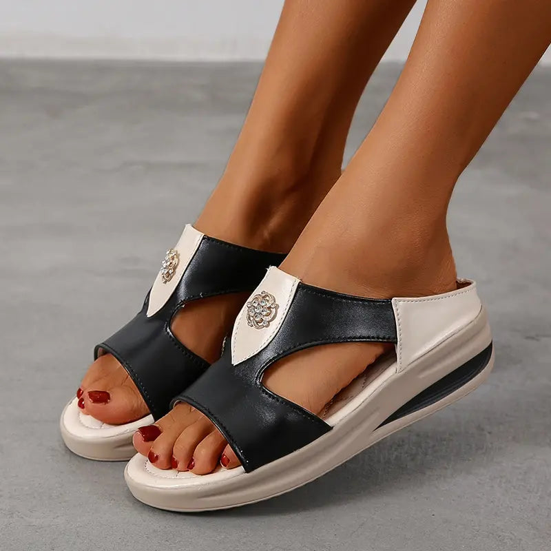 2022 New Wedge Cowhide Platform Flip Flops