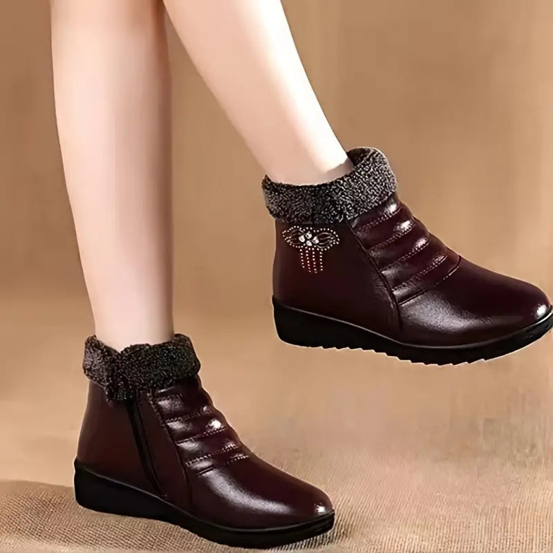 Womens Luxurious Solid Color Fluffy Boots