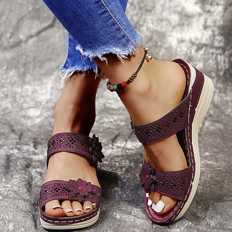 Women's Soft Footbed Arch-Support Floral Wedge Sandal