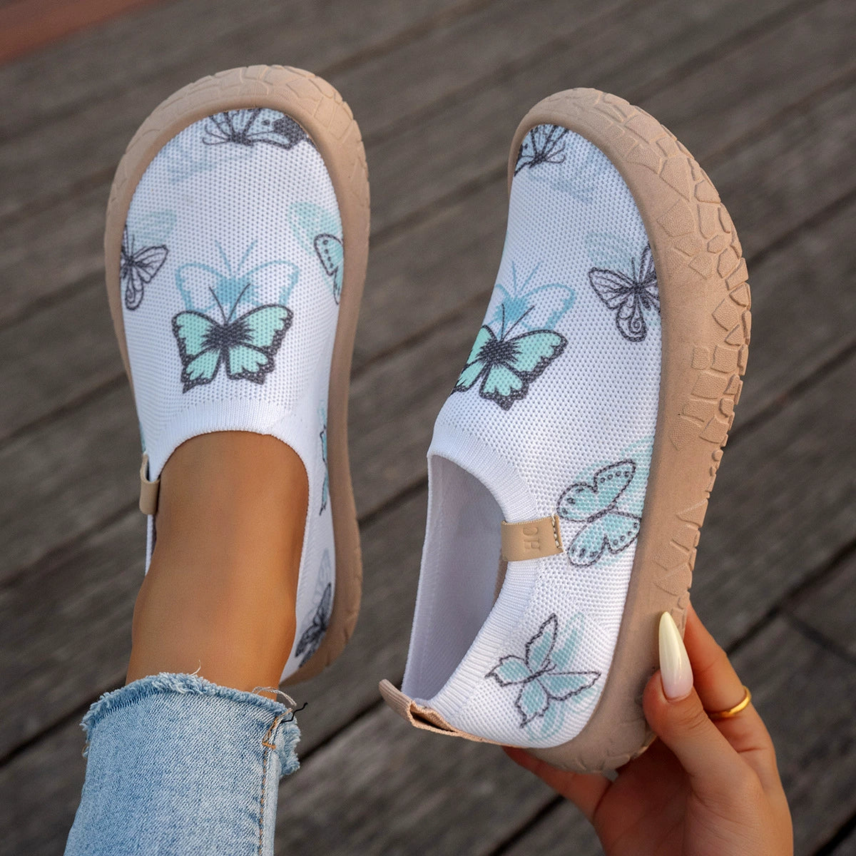 Women's Lightweight & Breathable Butterfly Print Slip‑On Walking Shoes Trainers