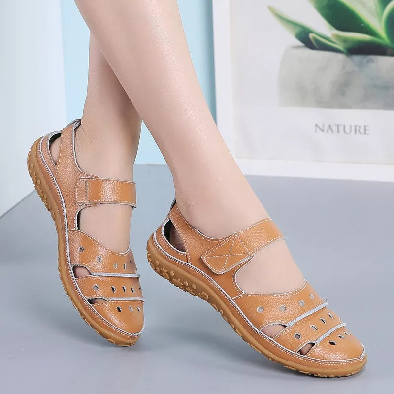 2022 New Hollow Women‘s Shoes