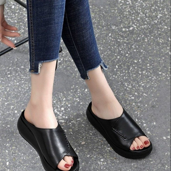 Women‘s Comfortable Cowhide Leather Sandals