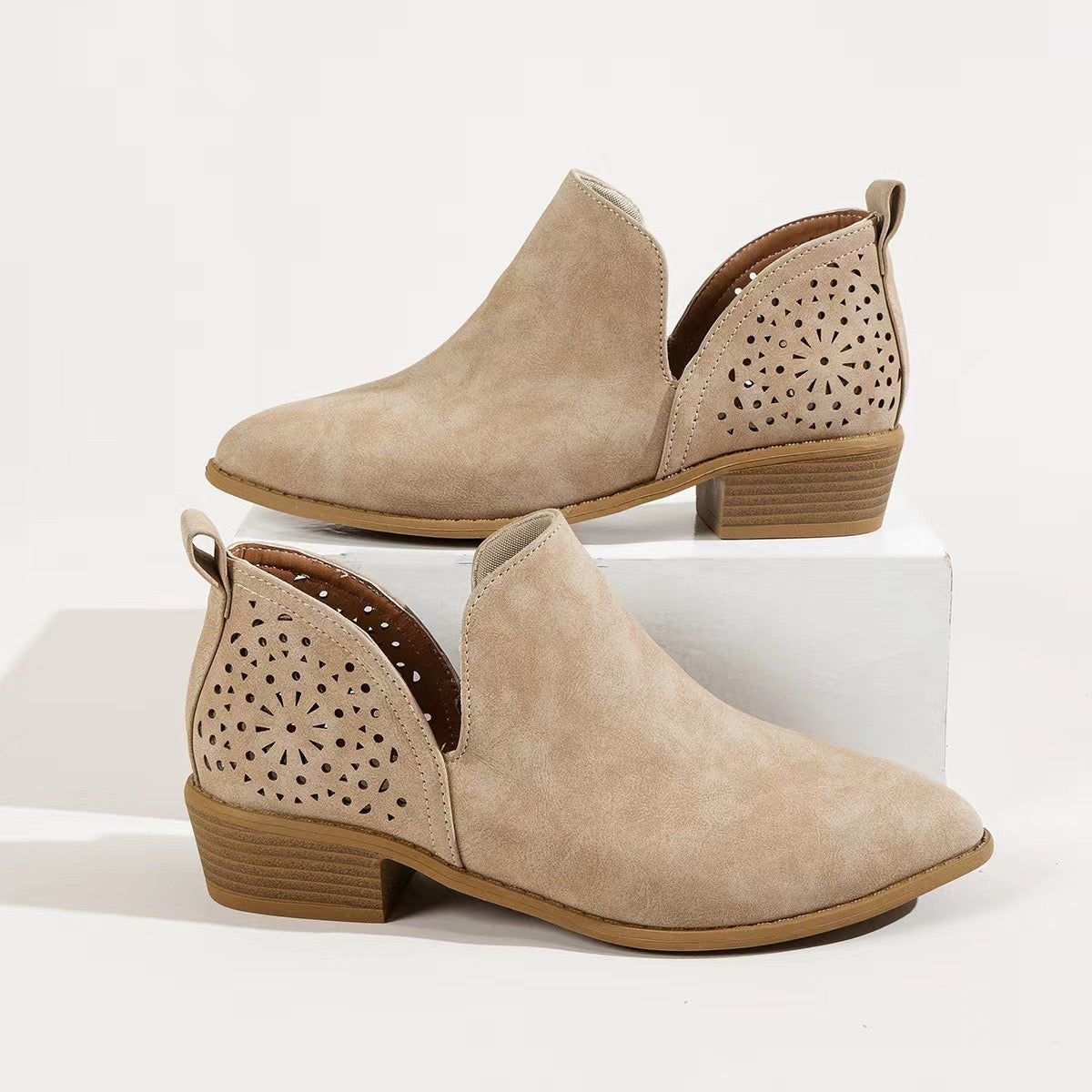 Stylish Pointed Toe Ankle Boots