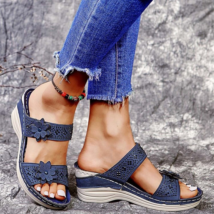 Women's Soft Footbed Arch-Support Floral Wedge Sandal